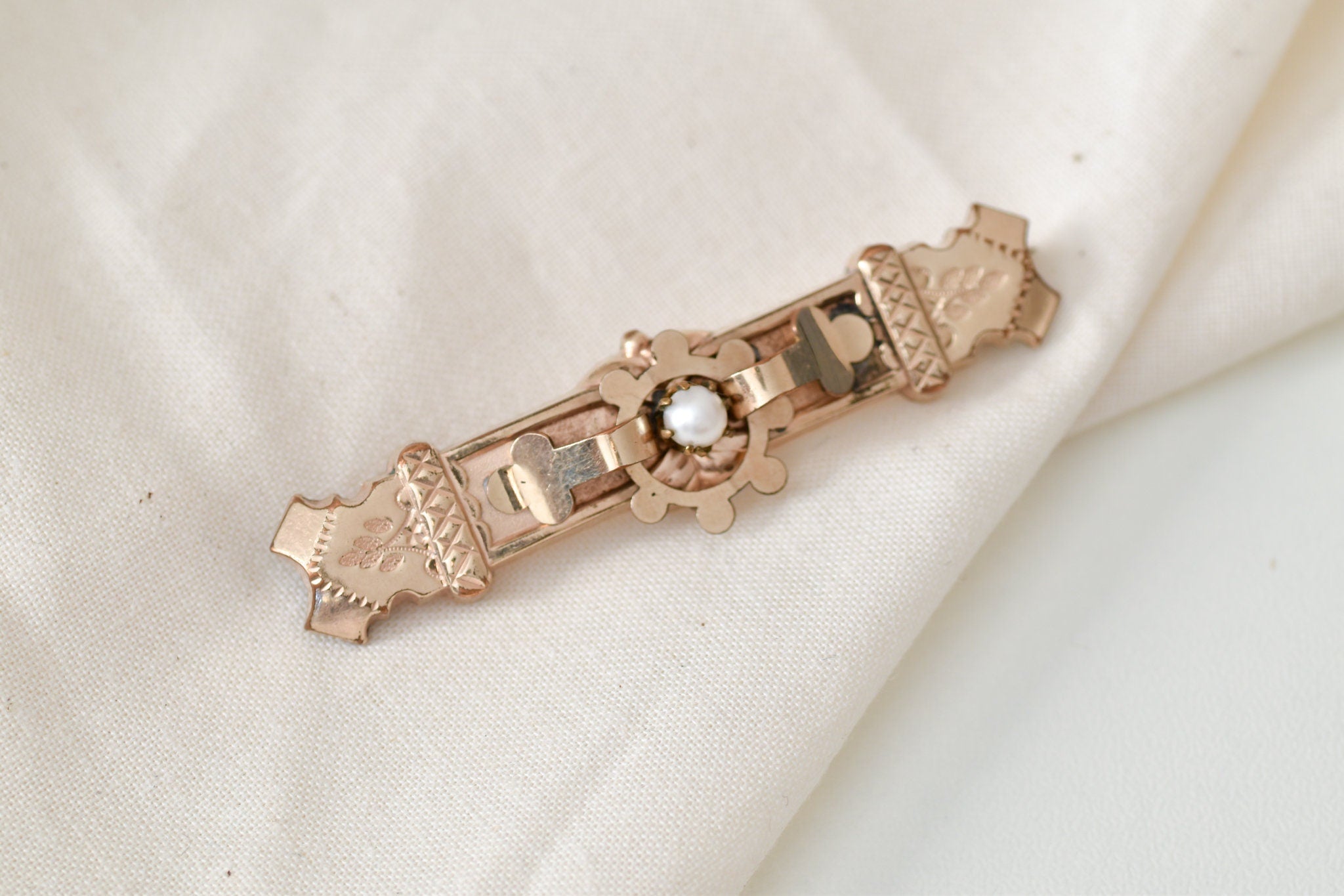 Victorian Pearl Bar Pin Brooch