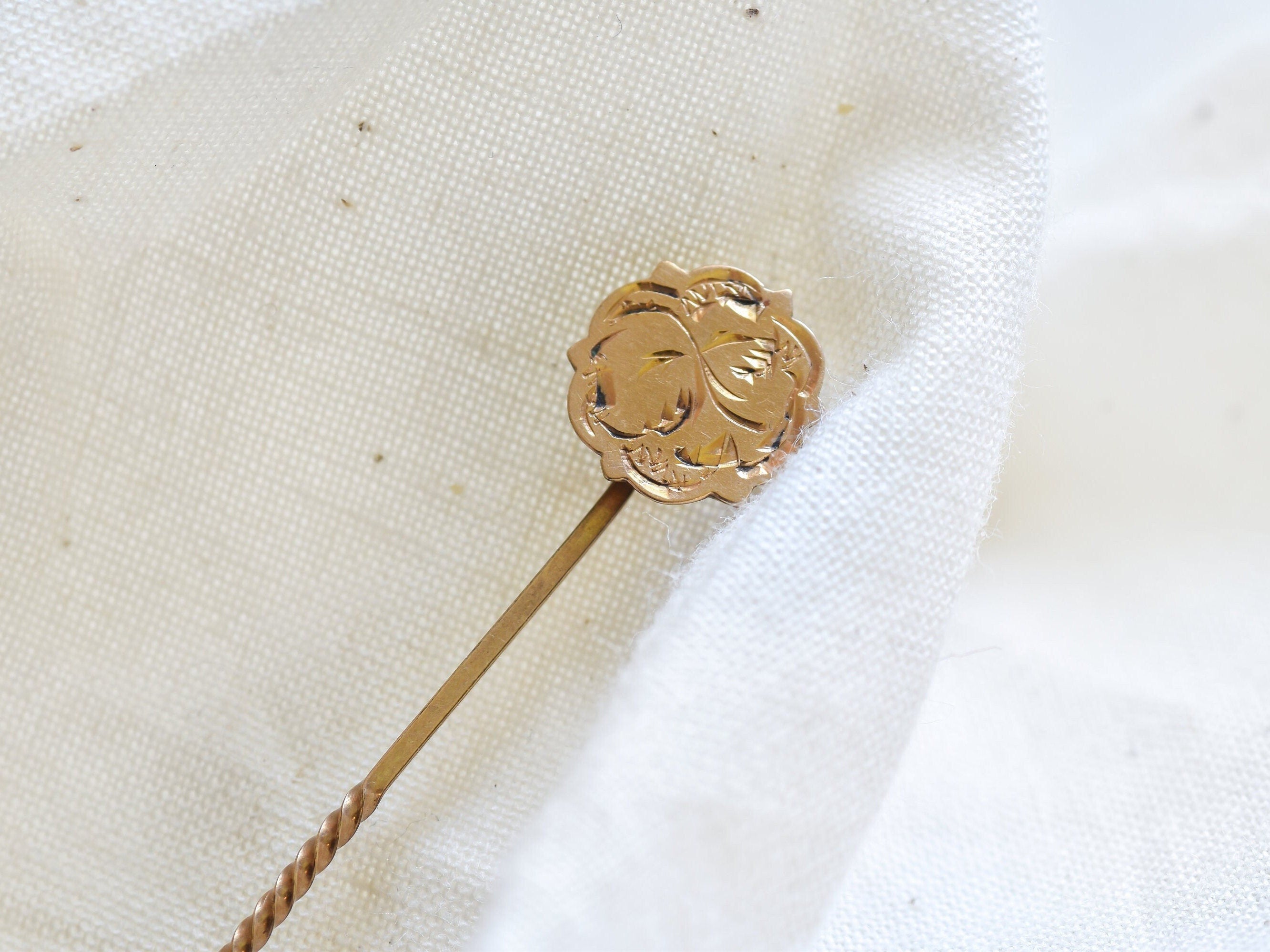 Antique Victorian Small Scalloped Stick Pin Brooch | Gold Fill Estate Vintage