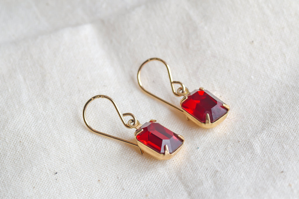 Vintage Art Deco Style Red Gem Paste Emerald Cut Earrings | Gold Tone Estate Charm