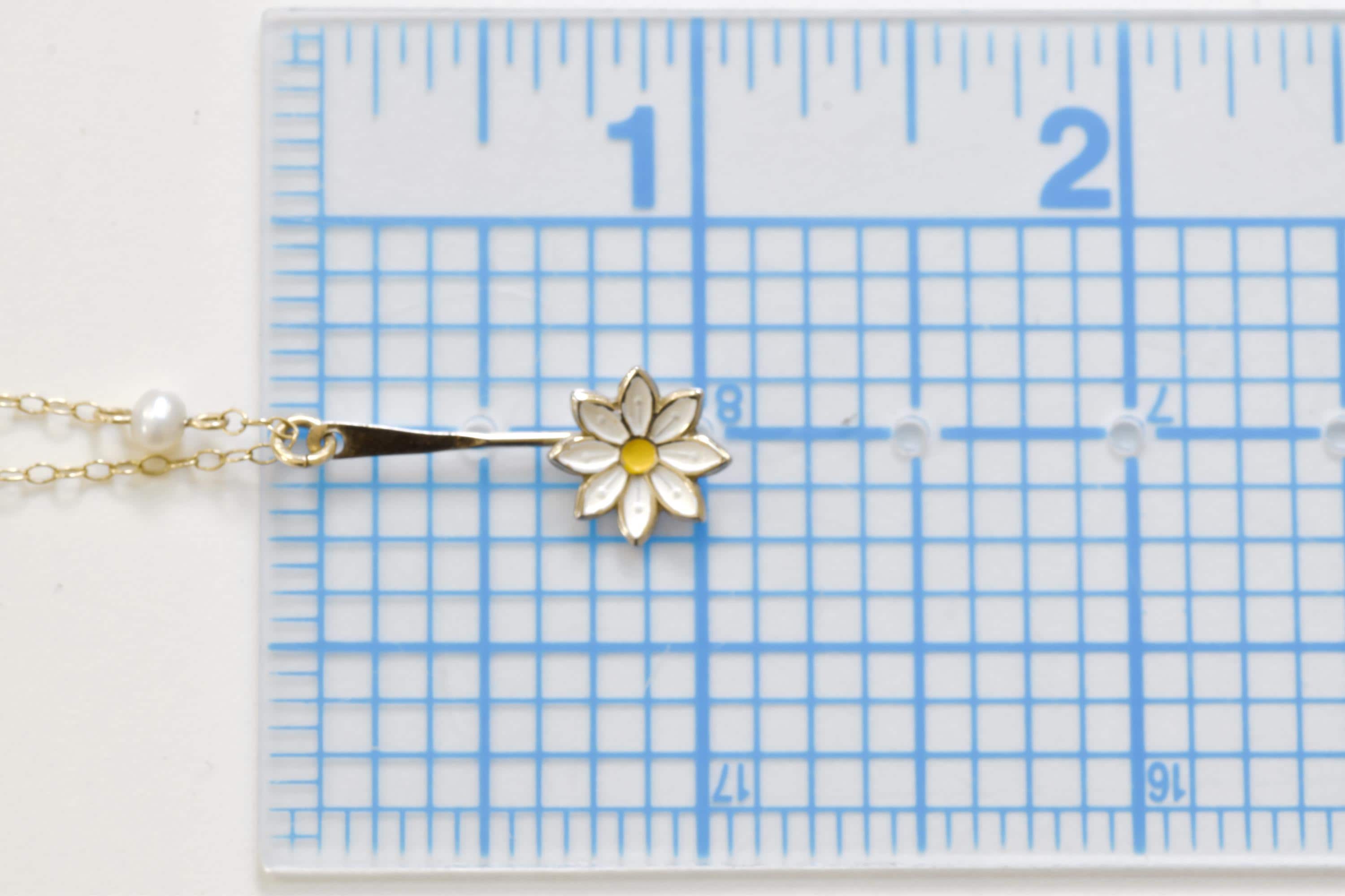 Vintage Daisy Pearl Pendant Necklace - 14k Gold Filled Chain