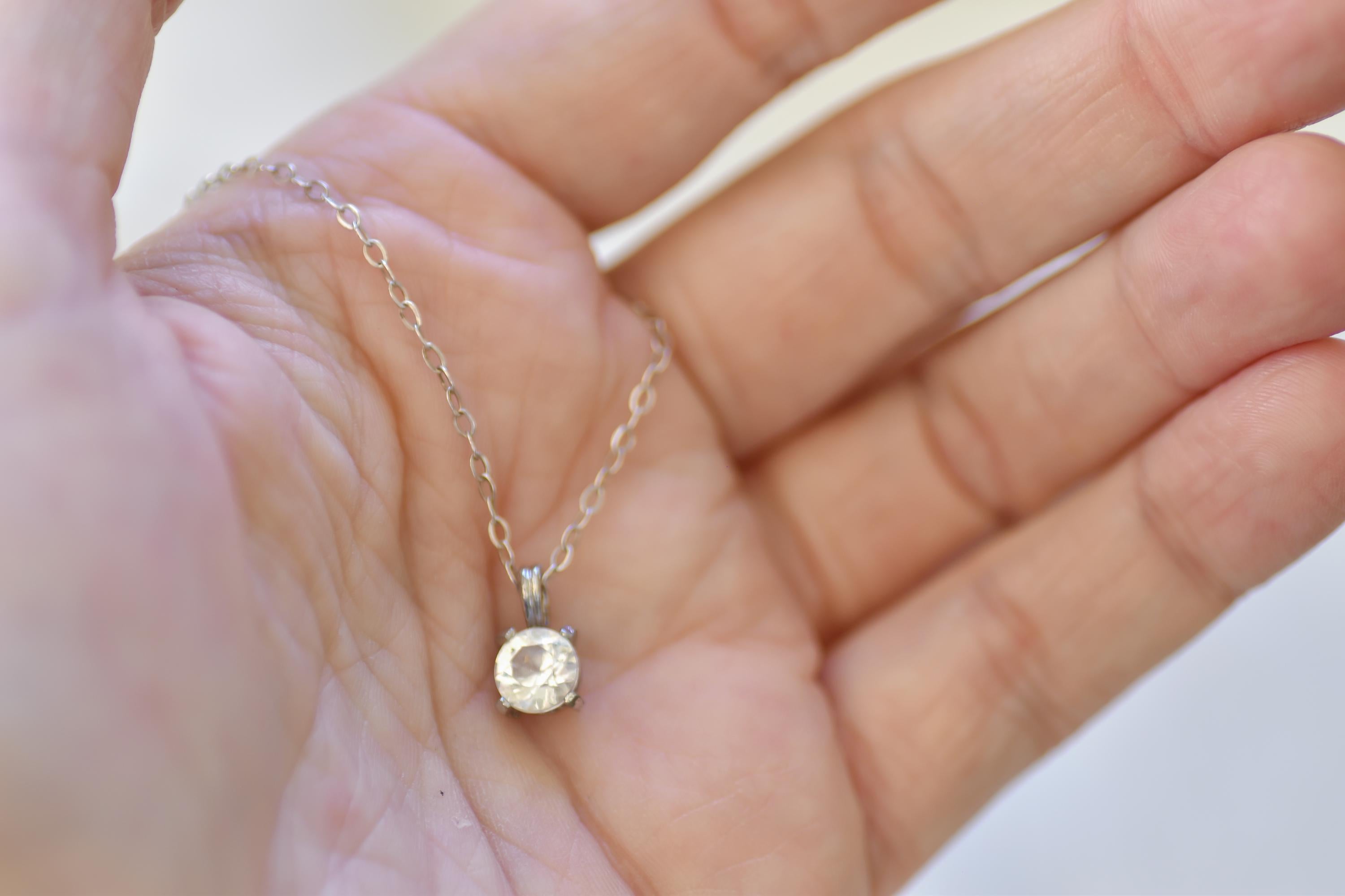 Vintage Solitaire Pendant Necklace