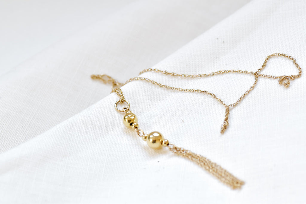 Vintage 14k Yellow Gold Tassel Necklace  Flapper Style Pendant