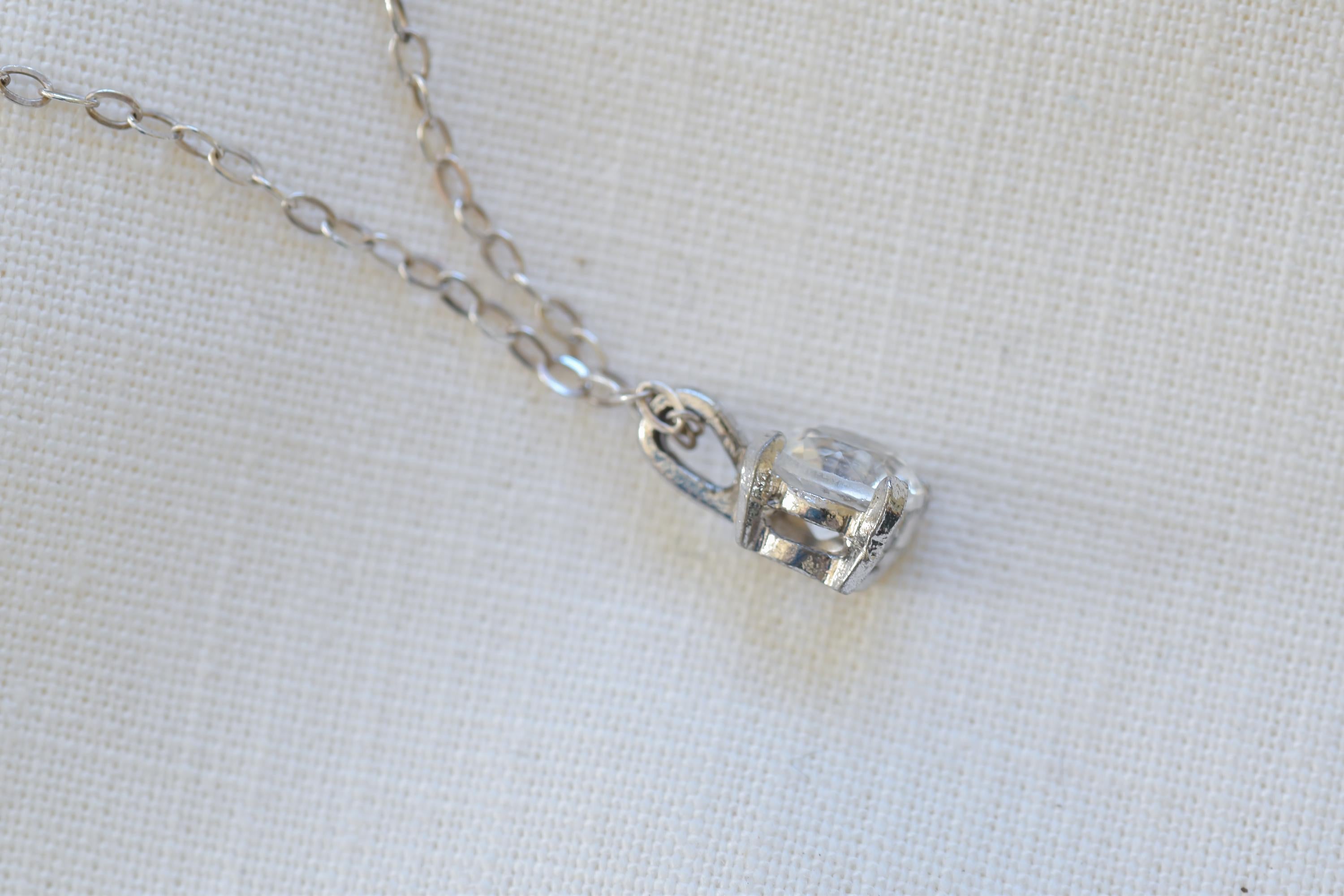 Vintage Solitaire Pendant Necklace