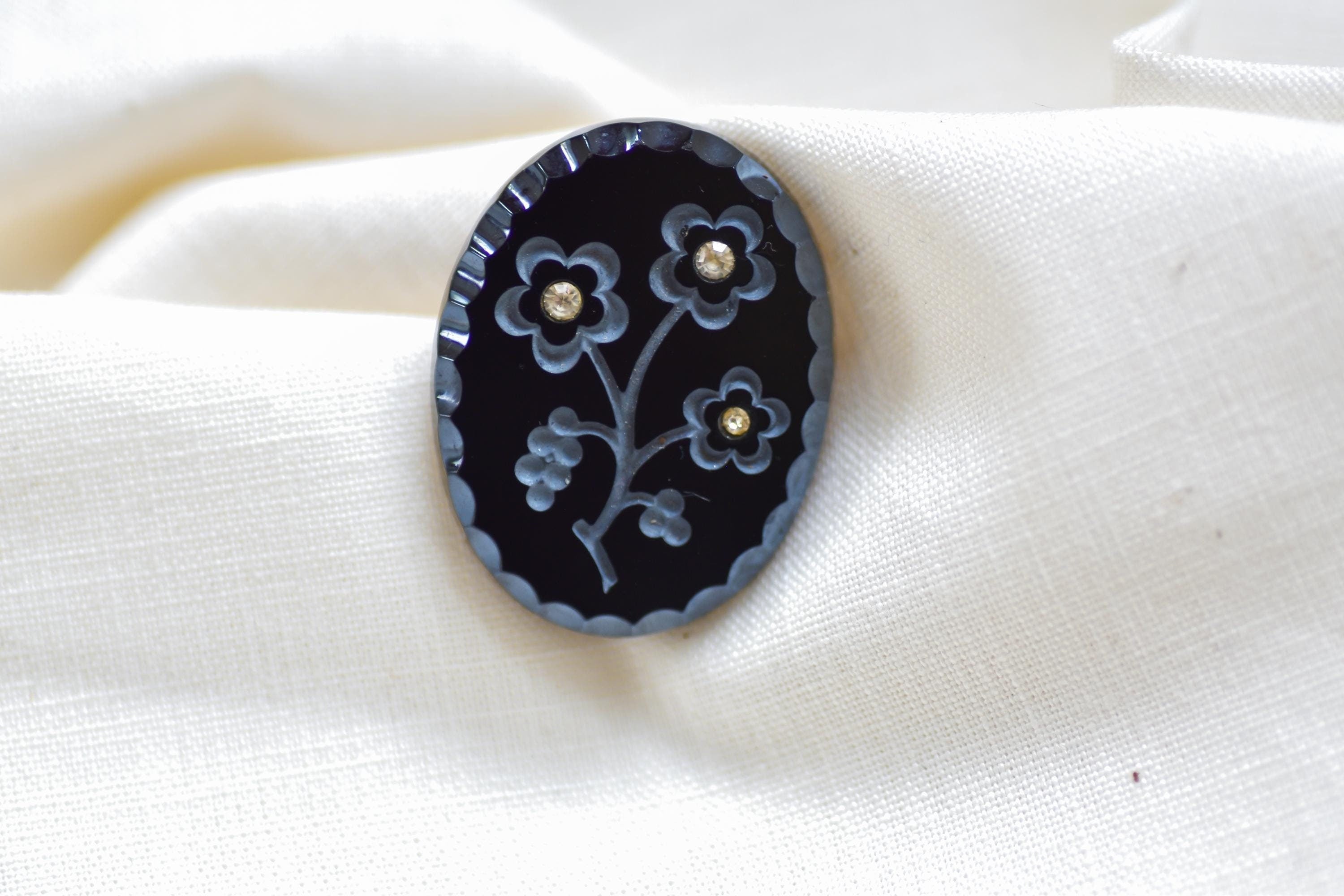 Vintage Black Flower Pin