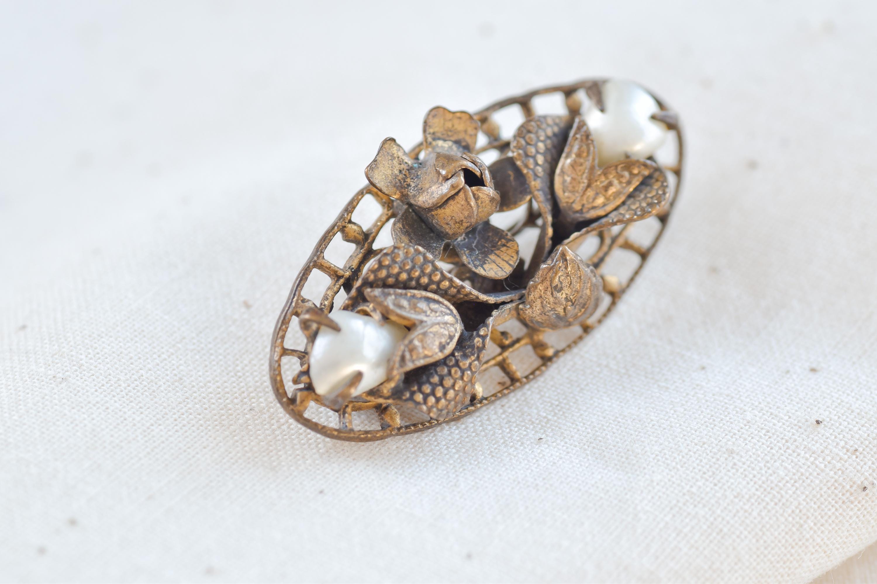 Victorian Filigree Pearl Brooch