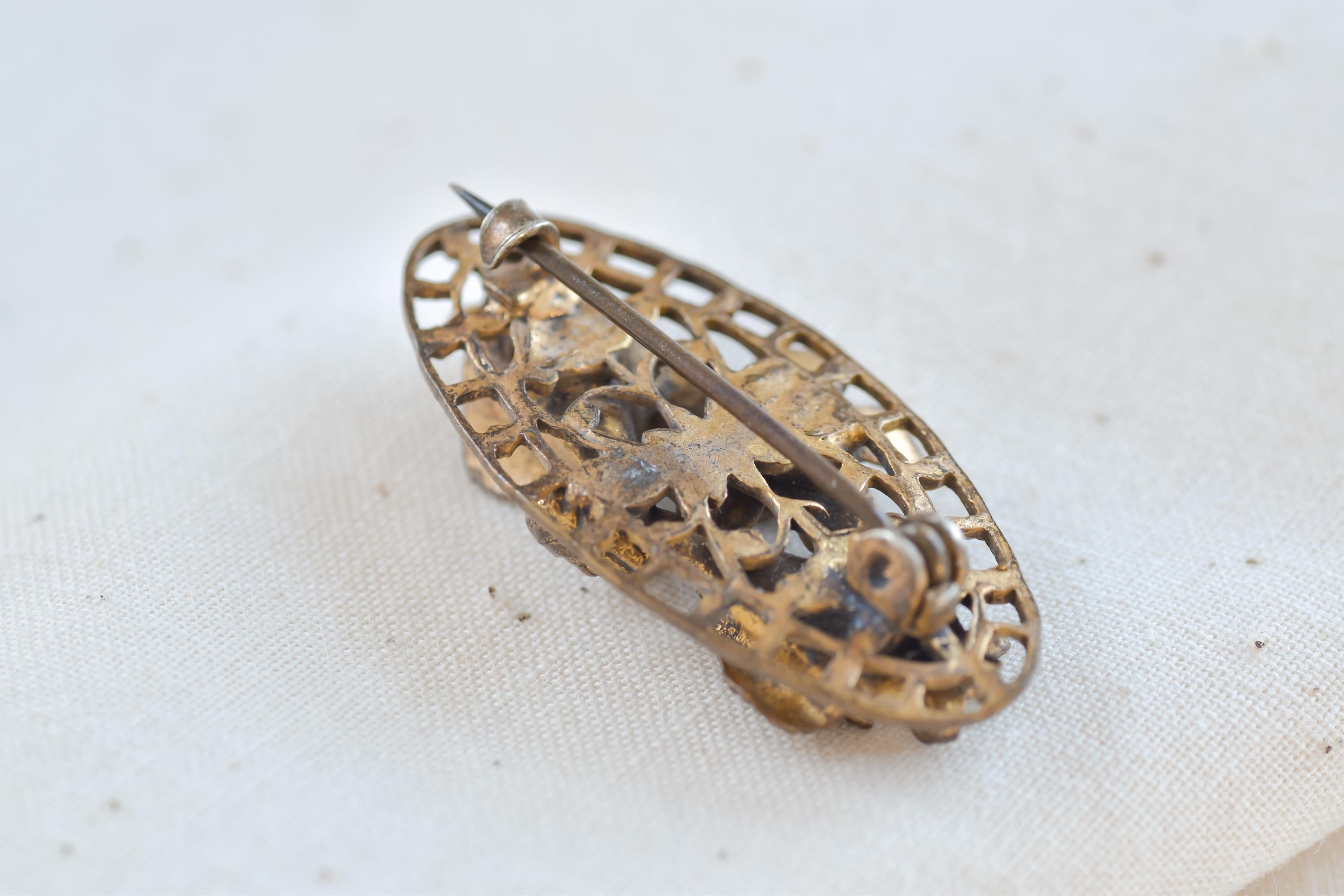 Victorian Filigree Pearl Brooch