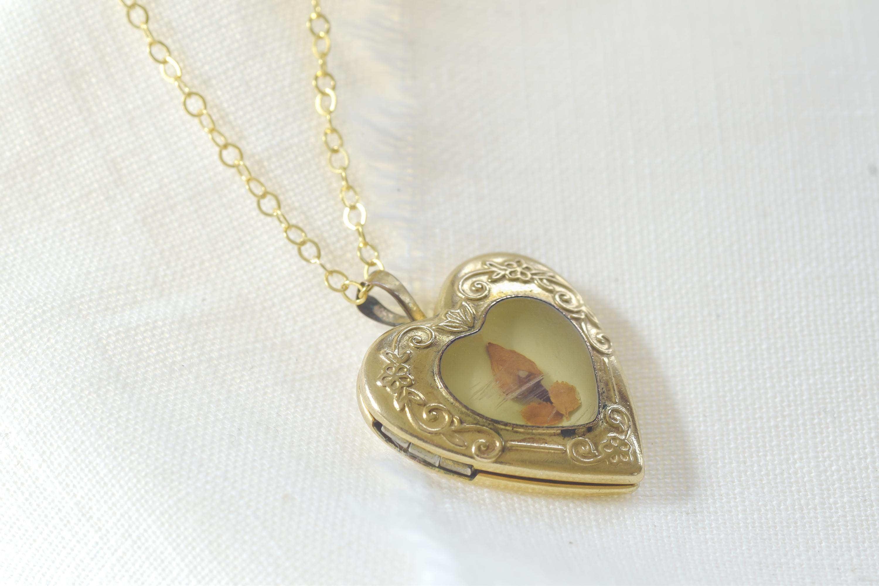 Vintage Heart Locket Necklace with Dried Flower
