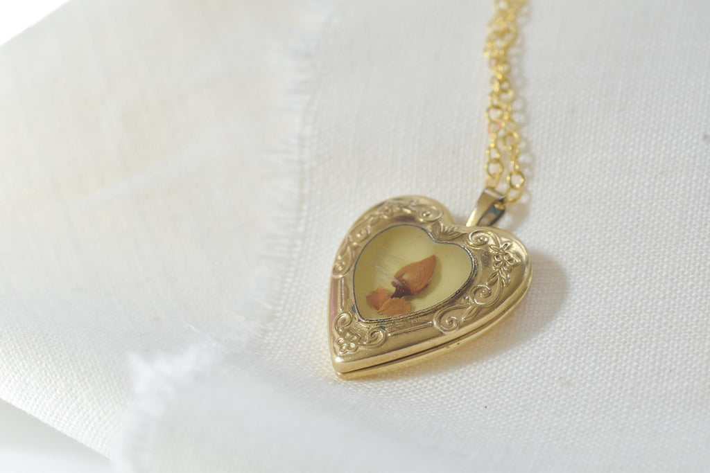 Vintage Heart Locket Necklace with Dried Flower