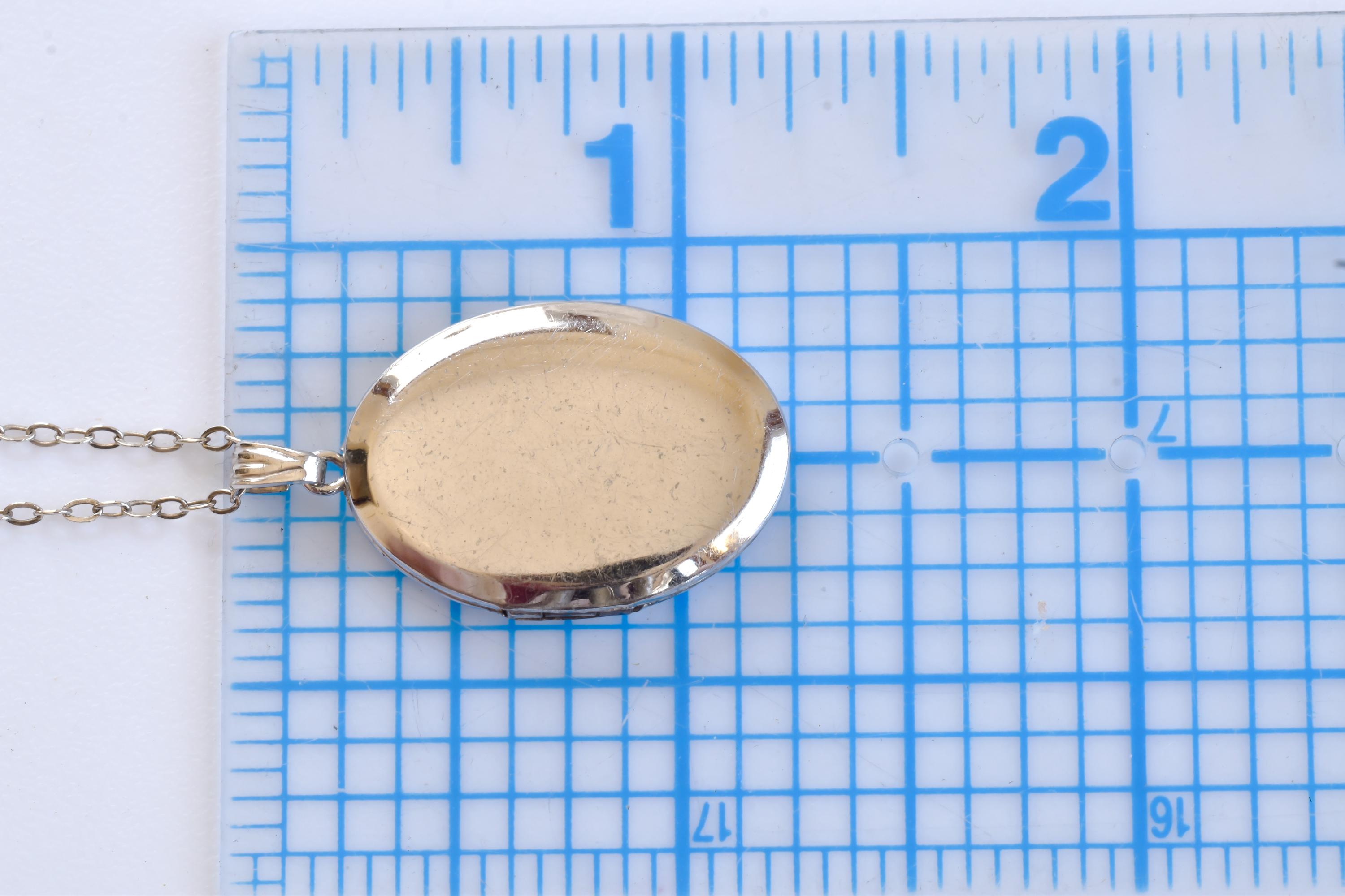 Vintage Oval Locket