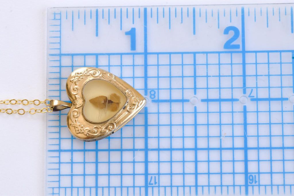 Vintage Heart Locket Necklace with Dried Flower