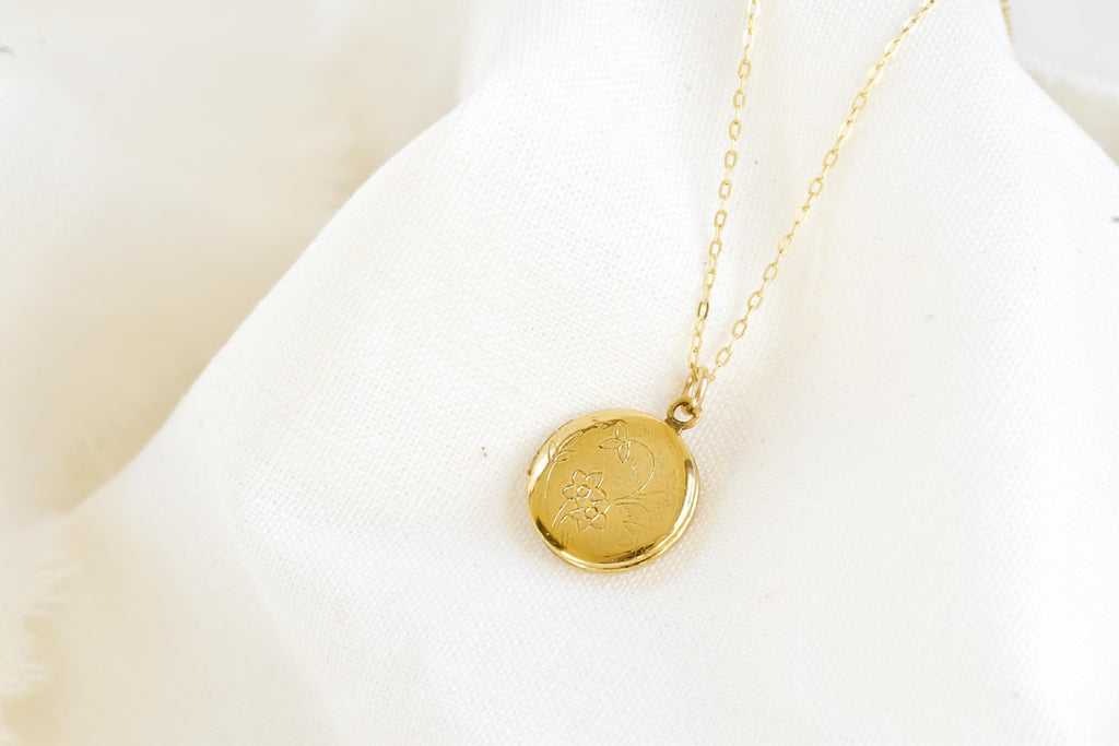 Vintage Tiny Locket