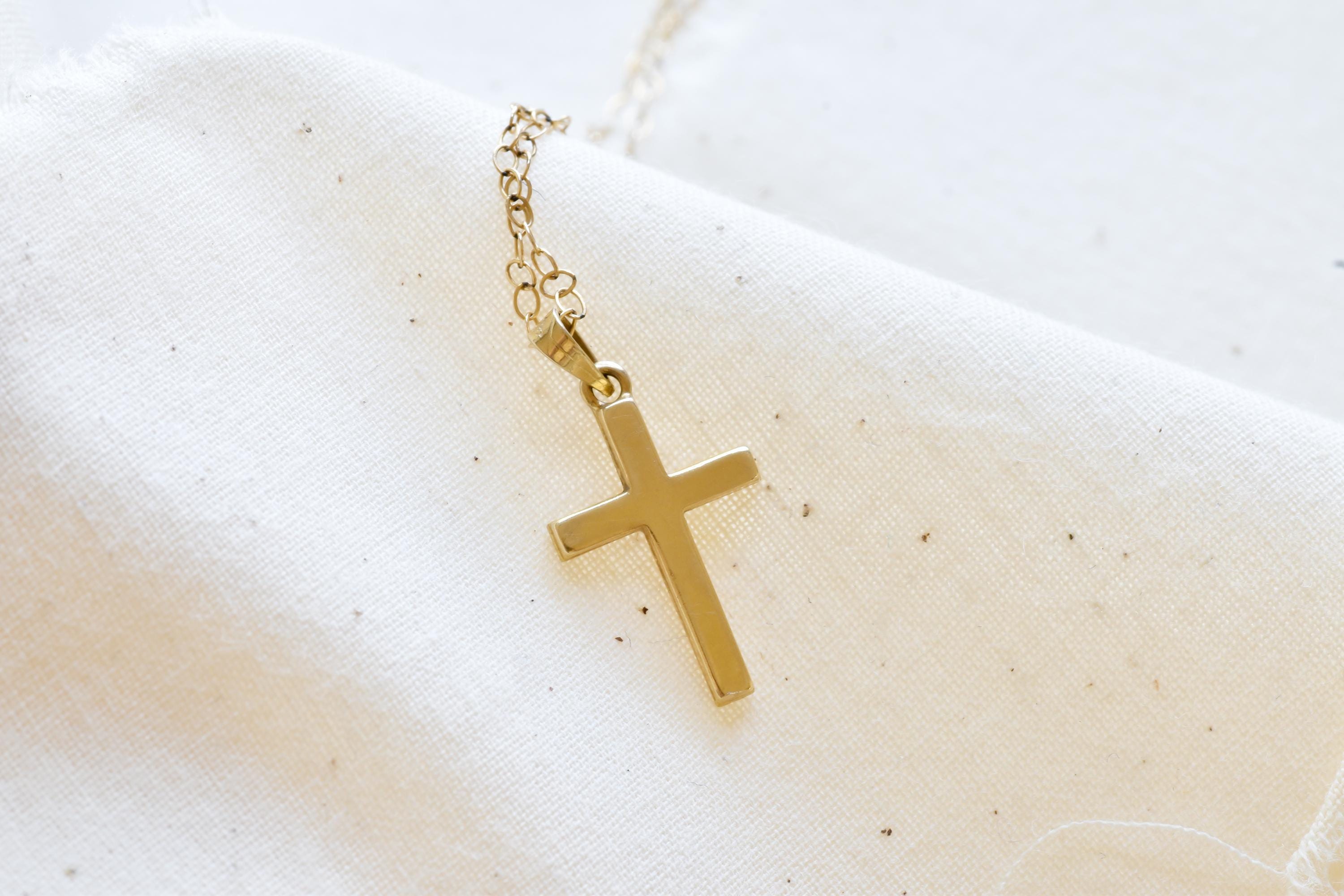 Vintage 14k Gold Cross