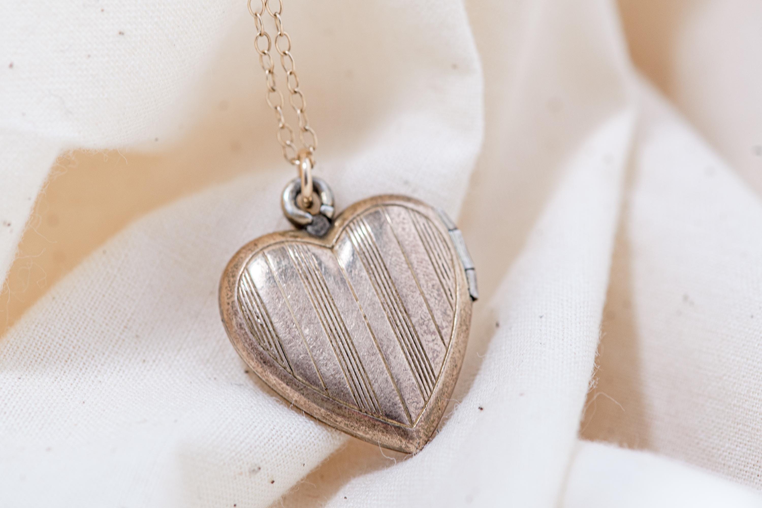 Vintage Gold Fill Heart Locket Necklace