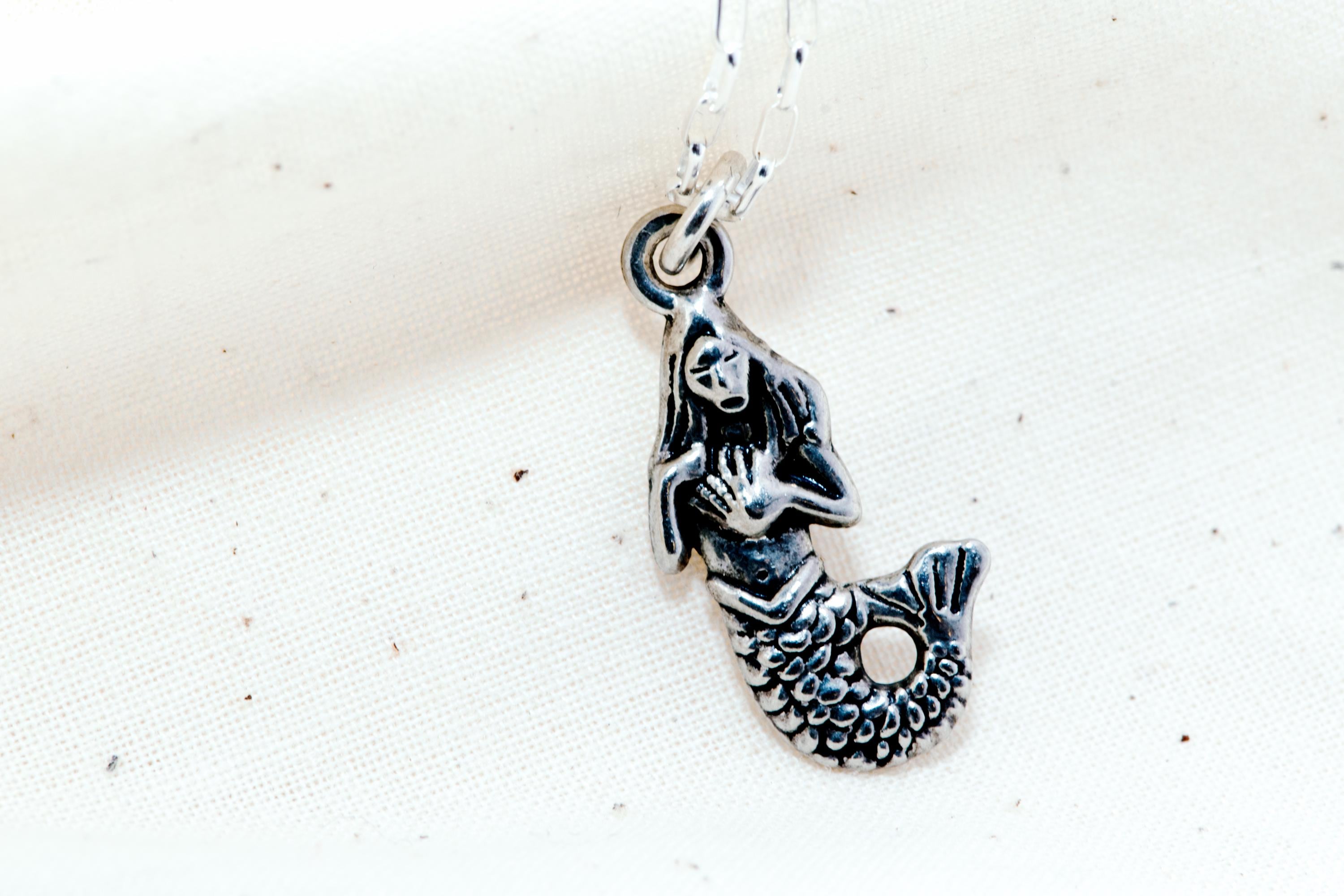 Vintage Mermaid Necklace