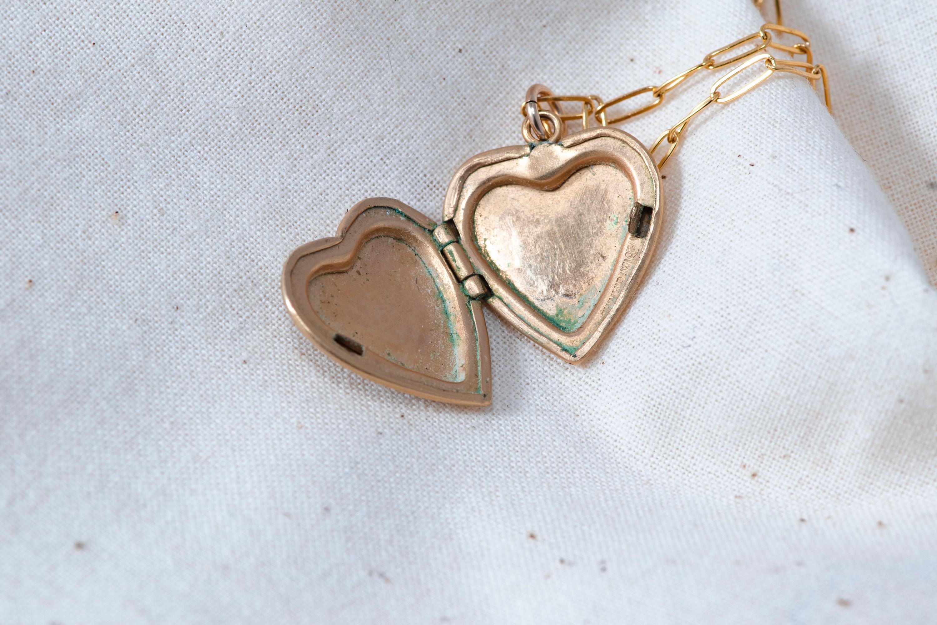 Etched Gold Fill Heart Locket Necklace  Vintage Keepsake Jewelry