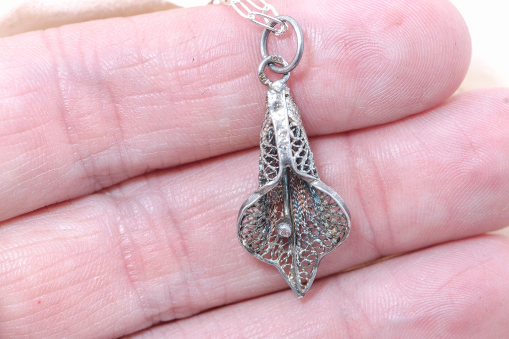 Vintage Sterling Silver Calla Lily Necklace  Floral Filigree Pendant