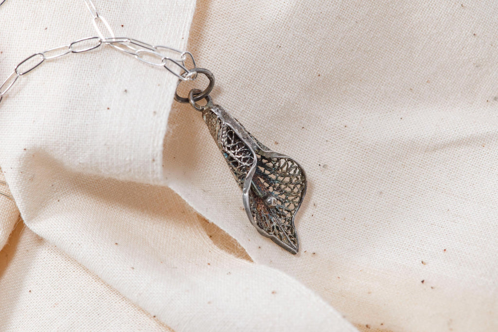 Vintage Sterling Silver Calla Lily Necklace  Floral Filigree Pendant