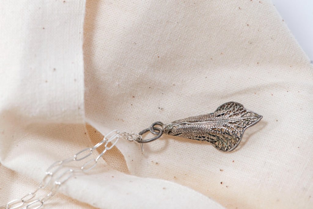 Vintage Sterling Silver Calla Lily Necklace  Floral Filigree Pendant