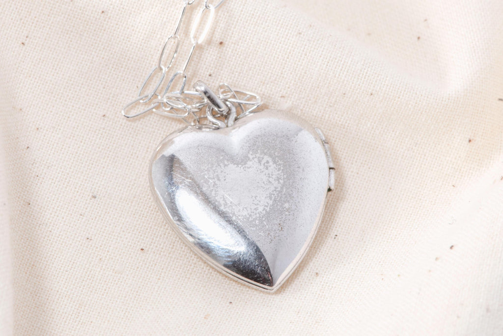 Vintage Sterling Silver Heart Locket Necklace  Personalized “Amy Engraved Name Jewelry