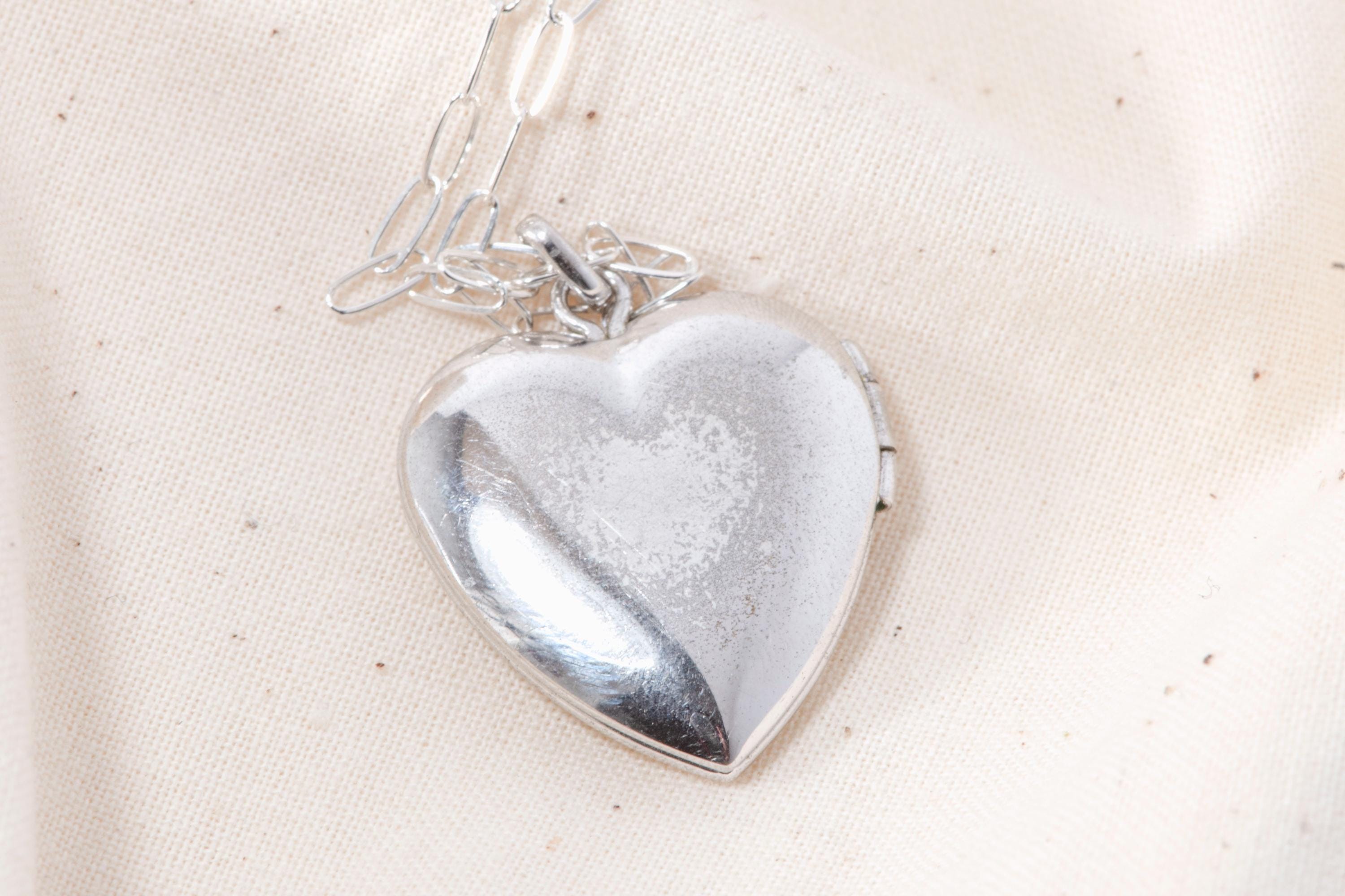 Vintage Sterling Silver Heart Locket Necklace  Personalized “Amy Engraved Name Jewelry