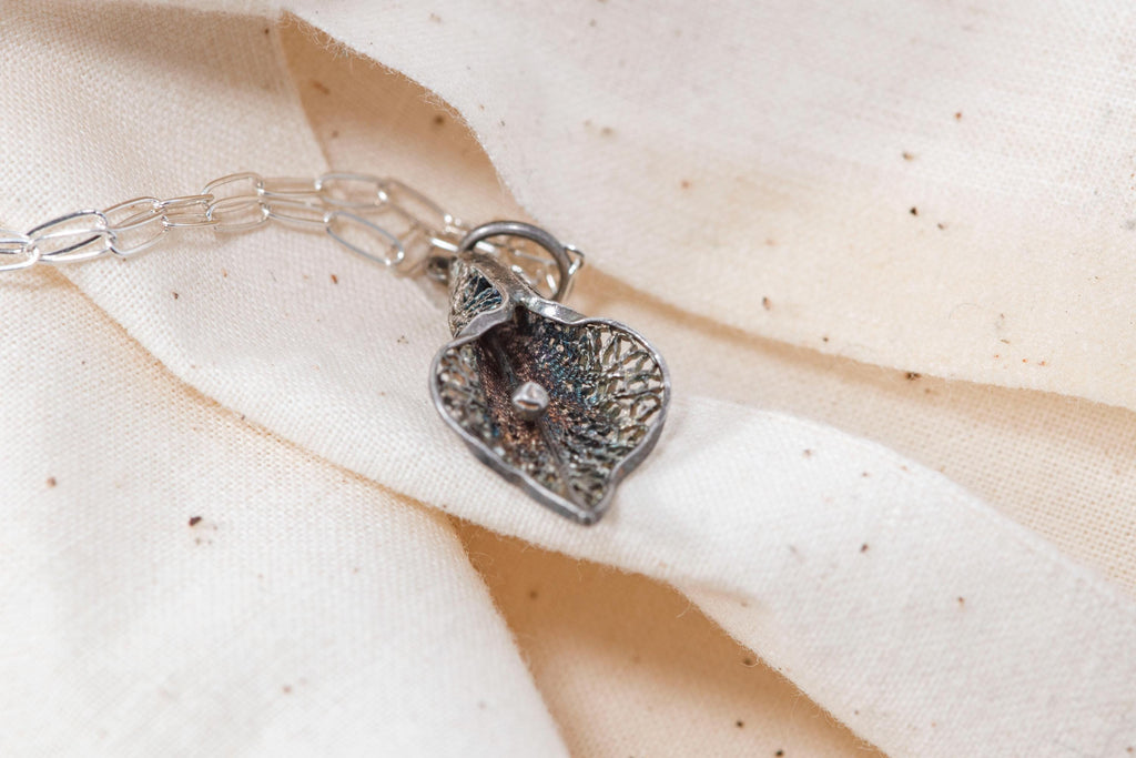Vintage Sterling Silver Calla Lily Necklace  Floral Filigree Pendant