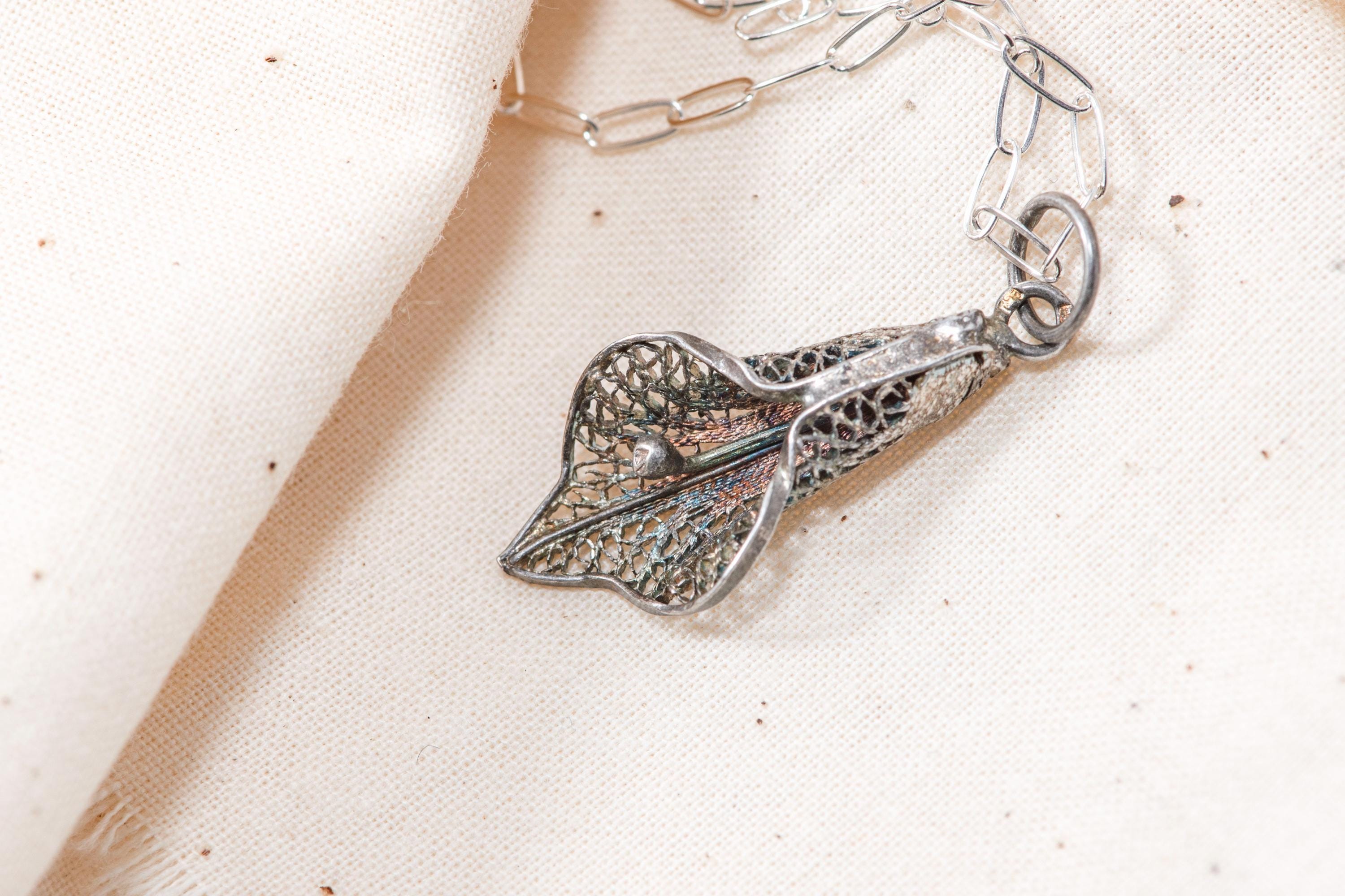 Vintage Sterling Silver Calla Lily Necklace  Floral Filigree Pendant