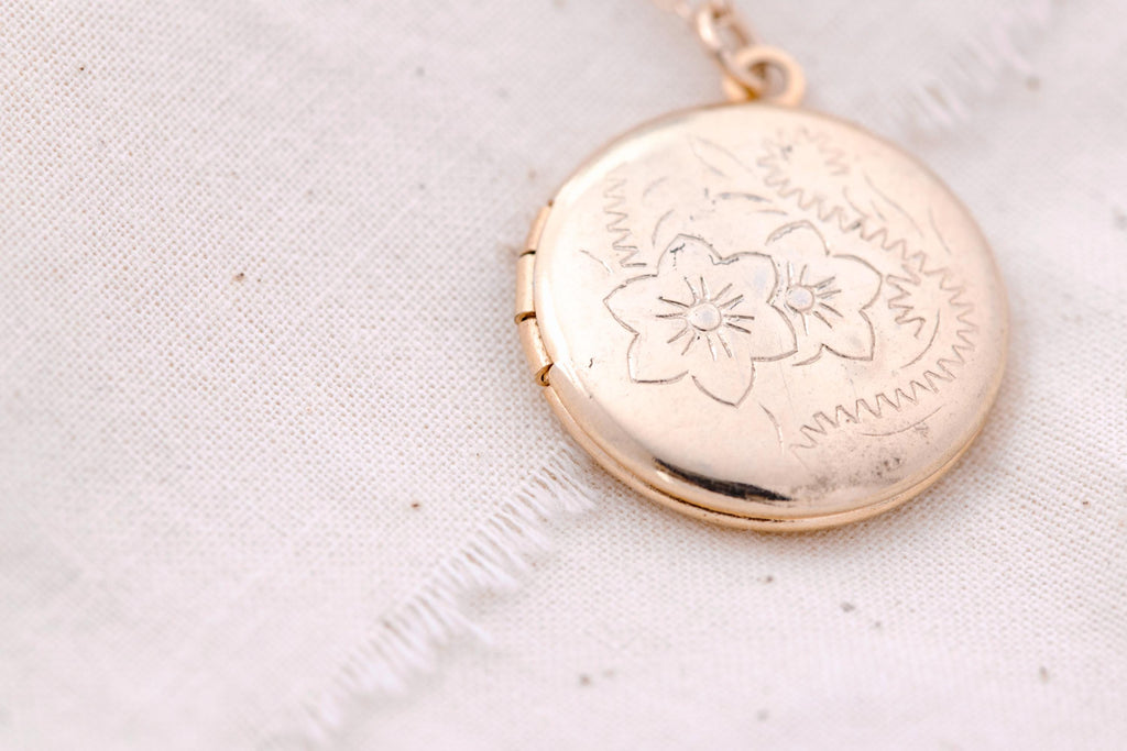 Vintage Gold Floral Locket Necklace  Engraved Keepsake Photo Pendant