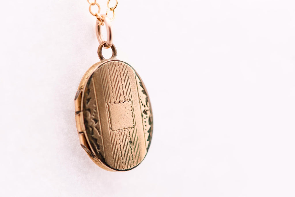 Antique Oval Locket Necklace