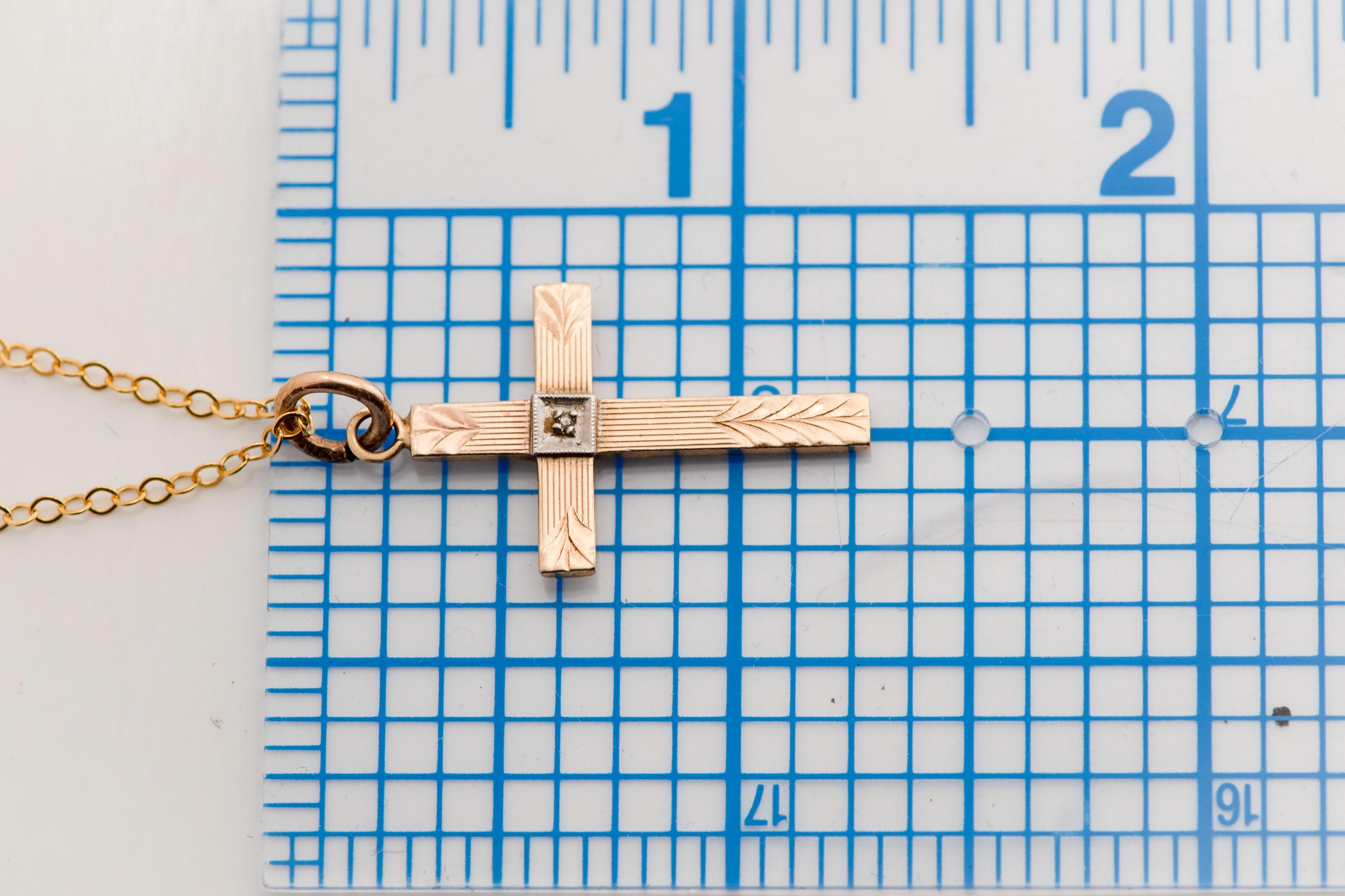 Vintage 10K Gold Cross