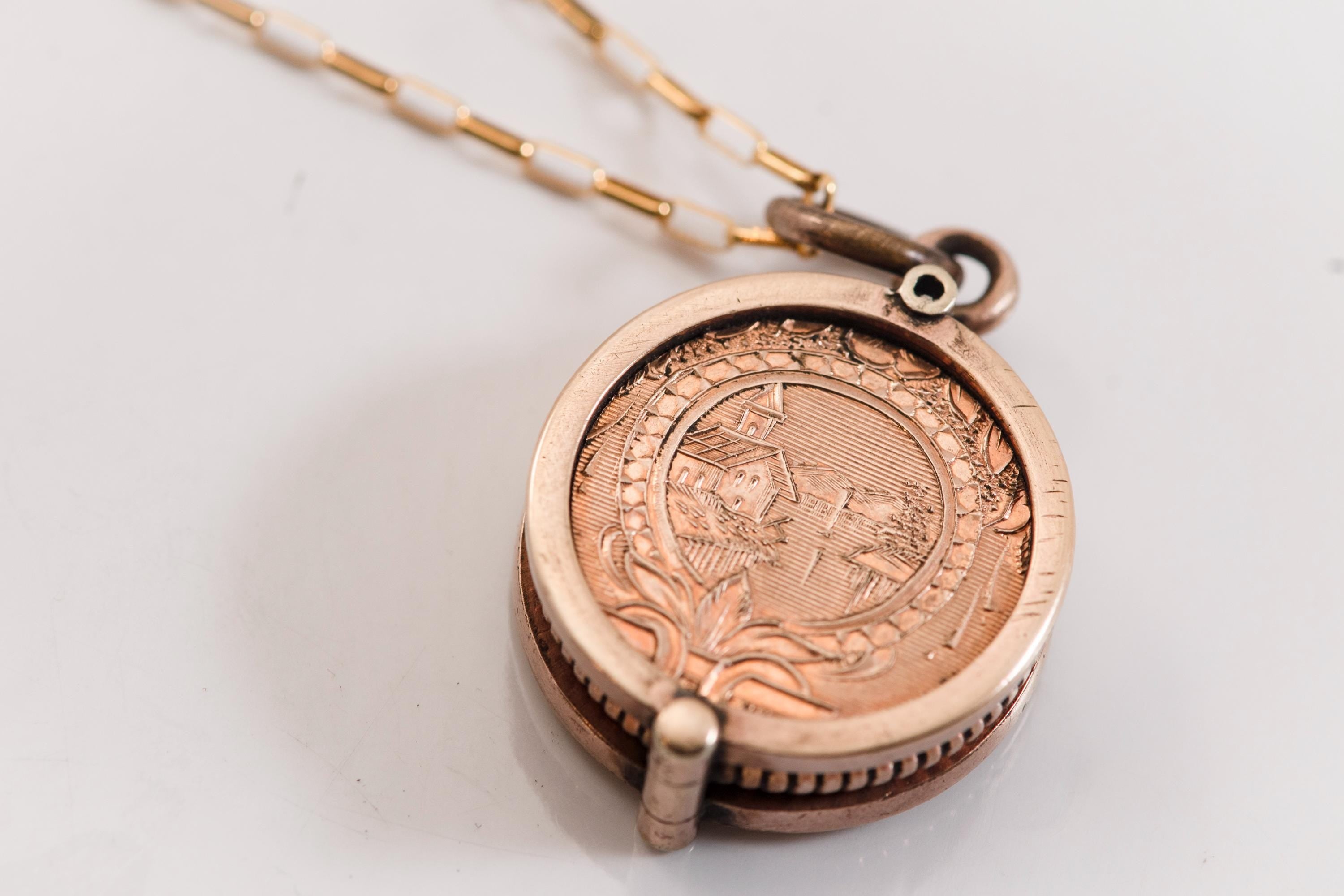 Antique Rolled Gold Locket Necklace | 1900s Keepsake, 14K Gold Fill Chain