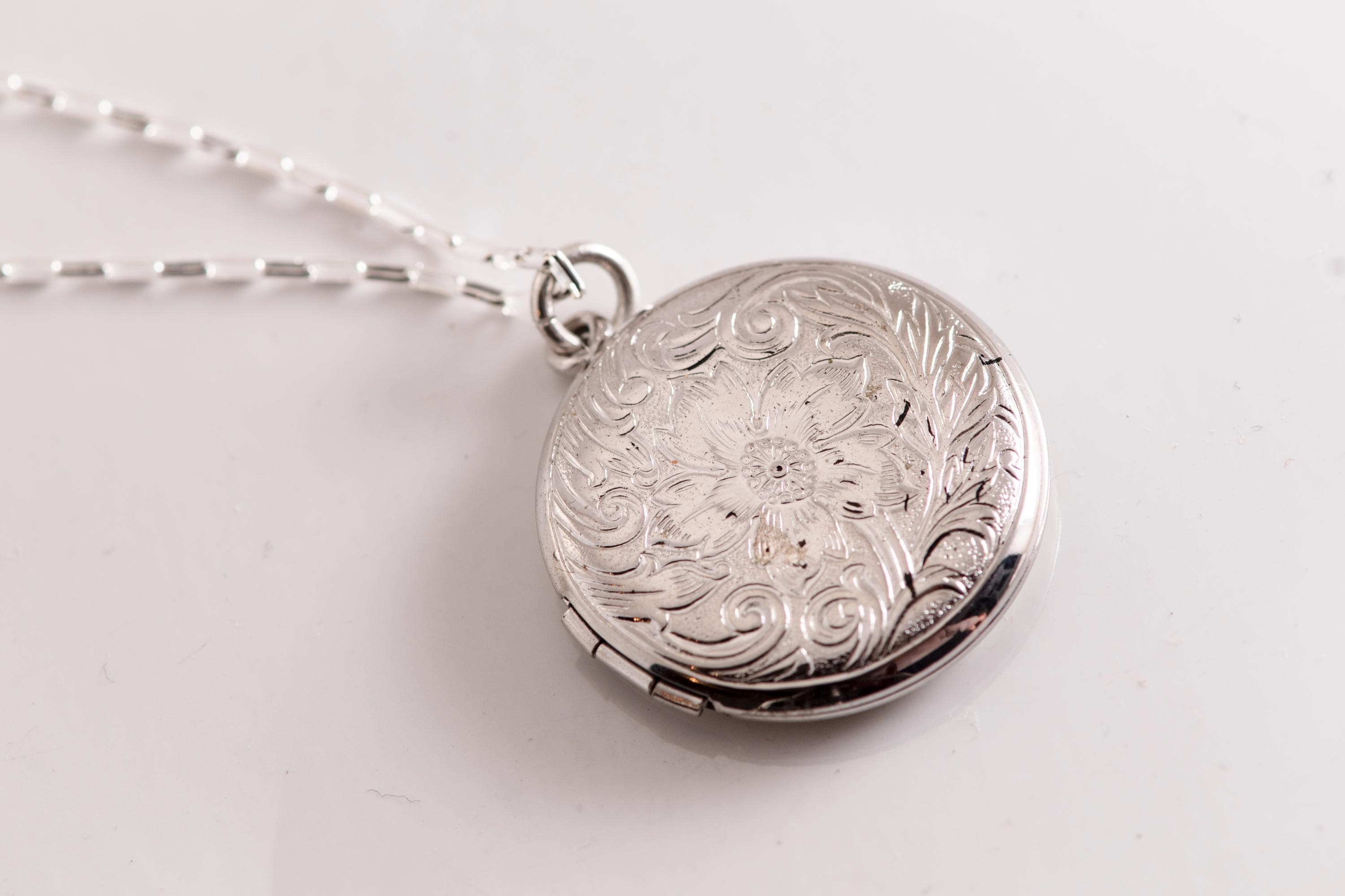 Art Deco Sterling Silver Circle Locket Necklace  Engraved Vintage Charm