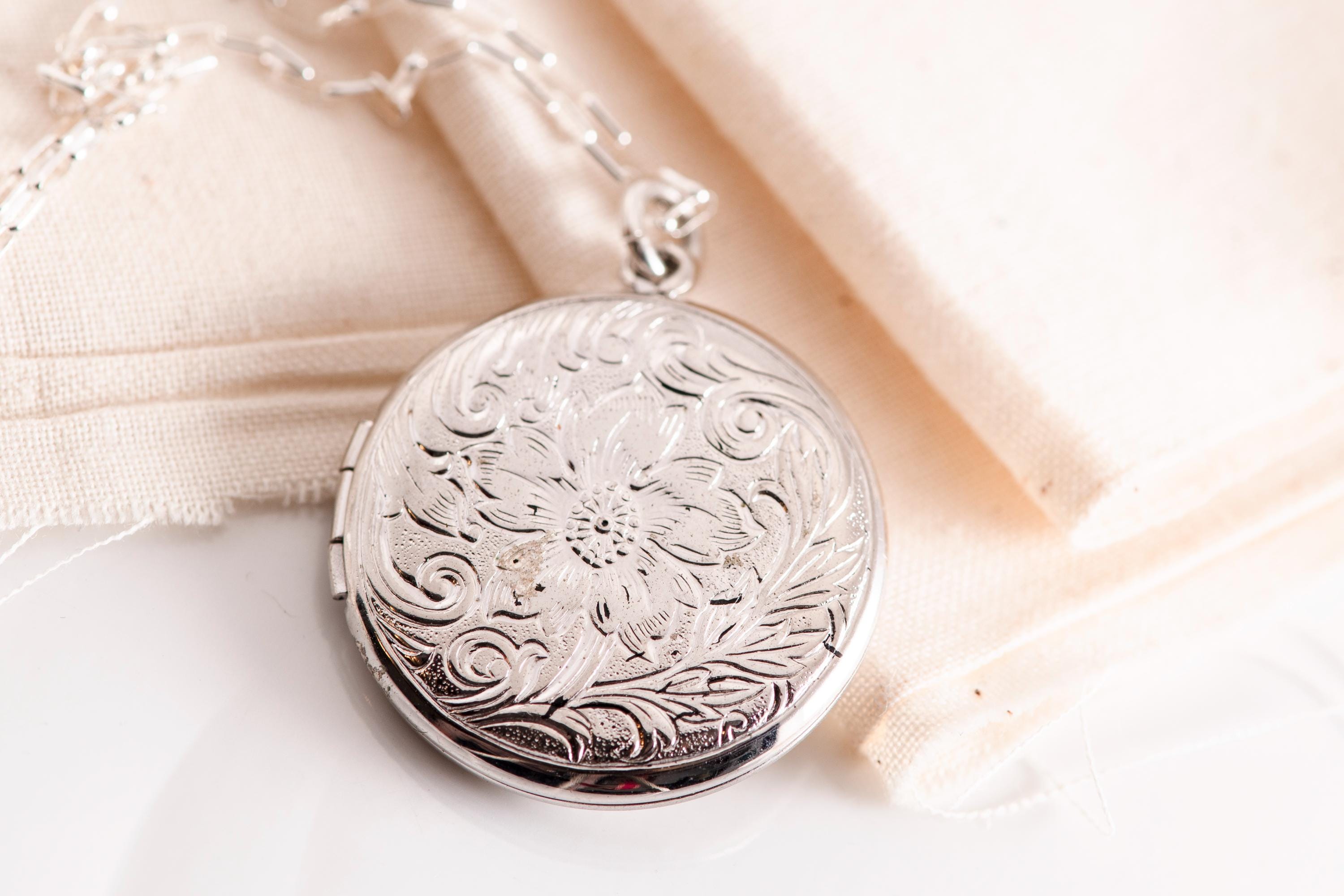 Art Deco Sterling Silver Circle Locket Necklace  Engraved Vintage Charm